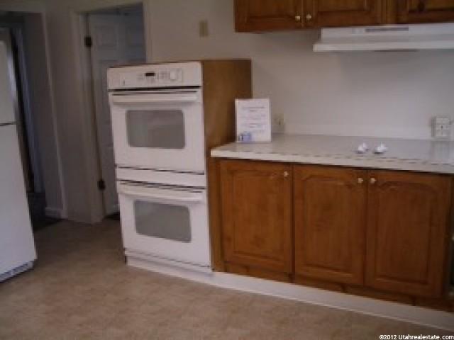 261 E Durfee St, Grantsville, UT 84029 — photo 3