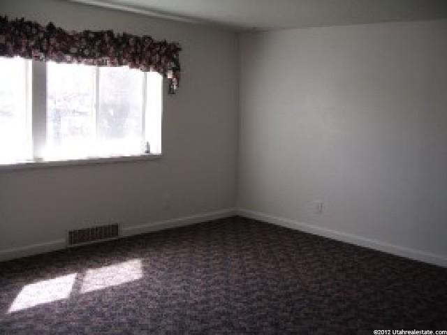 261 E Durfee St, Grantsville, UT 84029 — photo 4