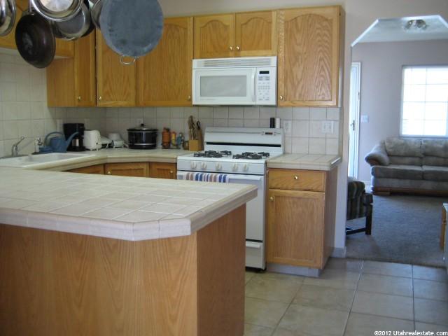 315 E 2300 N, North Ogden, UT 84414 — photo 3