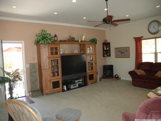 75 S Pioneer Cir, Brookside, UT 84782 — photo 4