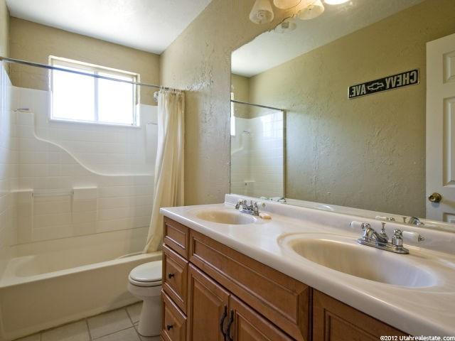 1192 Silversmith Dr, Sandy, UT 84092 — photo 9
