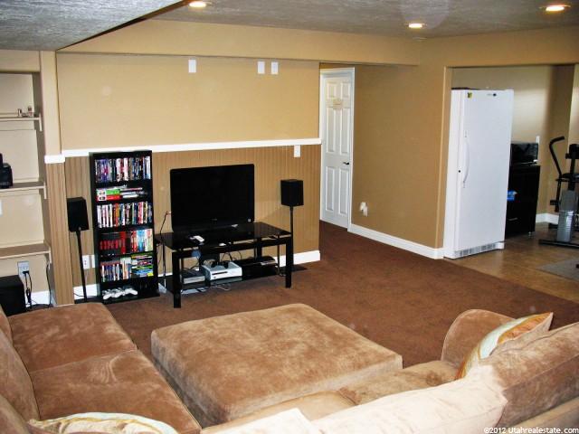 719 W 2175 N, Layton, UT 84041 — photo 8