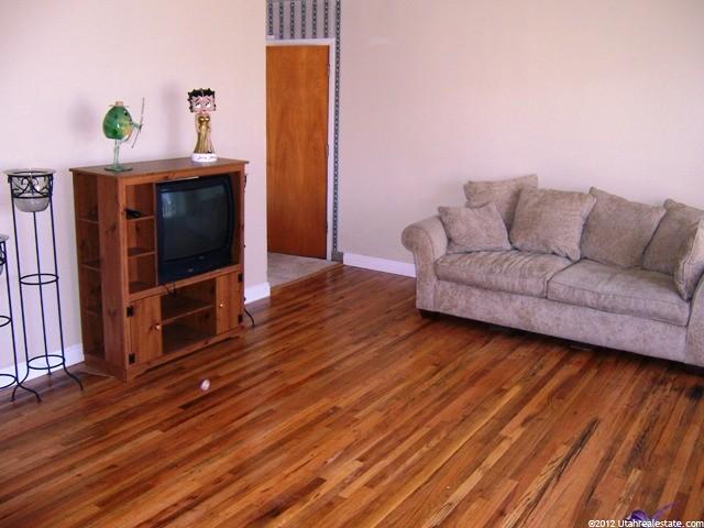 274 W 600 S, Logan, UT 84321 — photo 4