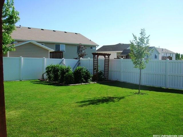 771 W 1580 N, Clinton, UT 84015 — photo 11