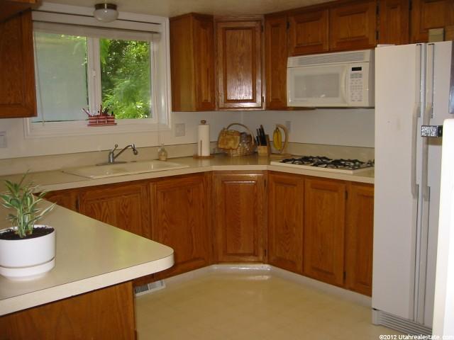 526 E 1980 N, North Logan, UT 84341 — photo 3