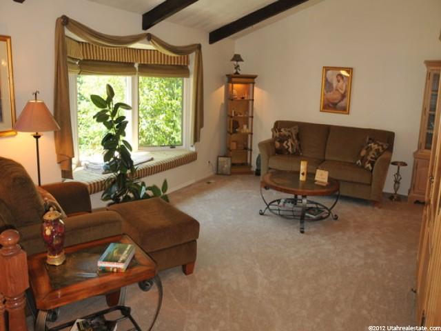 2371 E Aspen Hills Pl, Sandy, UT 84092 — photo 4