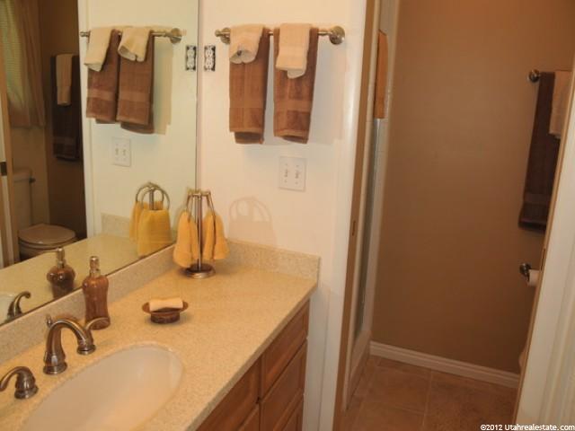 2371 E Aspen Hills Pl, Sandy, UT 84092 — photo 10