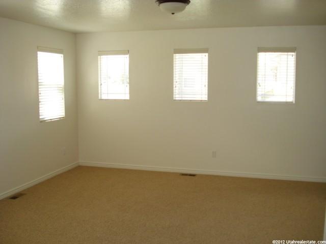 385 E 700 S #F, Vernal, UT 84078 — photo 6