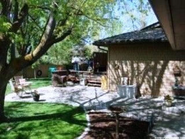 2574 E Valley View Ave, Holladay, UT 84117 — photo 2