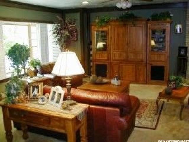 2574 E Valley View Ave, Holladay, UT 84117 — photo 8