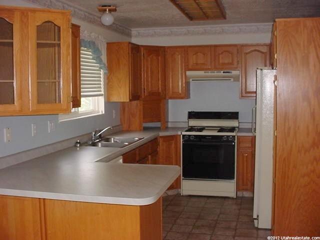 734 E 300 S, Smithfield, UT 84335 — photo 3