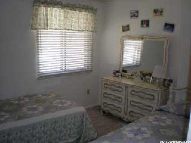 2409 E Bonneville Terrace Dr, Ogden, UT 84403 — photo 5