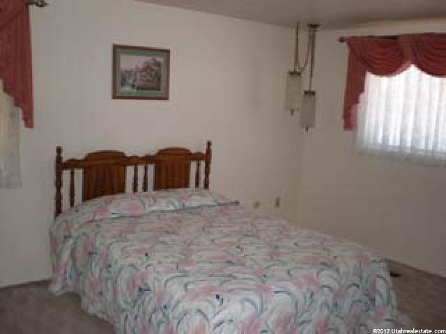 2409 E Bonneville Terrace Dr, Ogden, UT 84403 — photo 6
