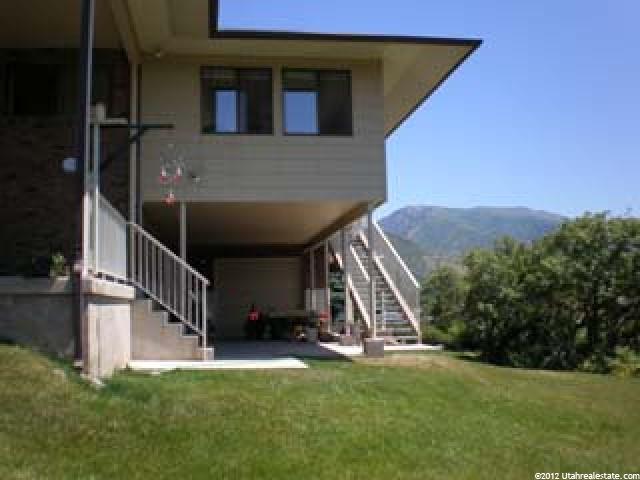2409 E Bonneville Terrace Dr, Ogden, UT 84403 — photo 10