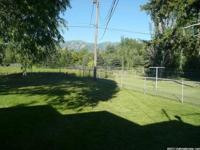 340 Hawthorne St, Layton, UT 84041 — photo 11