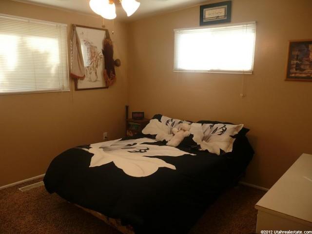 340 Hawthorne St, Layton, UT 84041 — photo 6