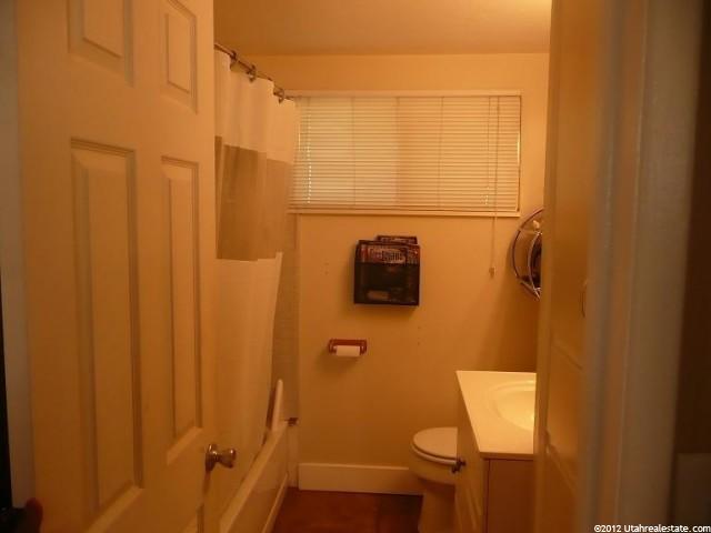 340 Hawthorne St, Layton, UT 84041 — photo 9
