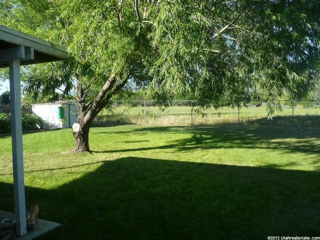 340 Hawthorne St, Layton, UT 84041 — photo 10