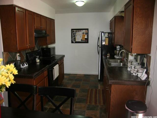 972 E Lafayette St, Sandy, UT 84094 — photo 3