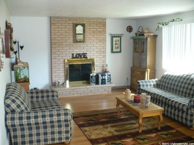 1398 W 2600 N, Clinton, UT 84015 — photo 9