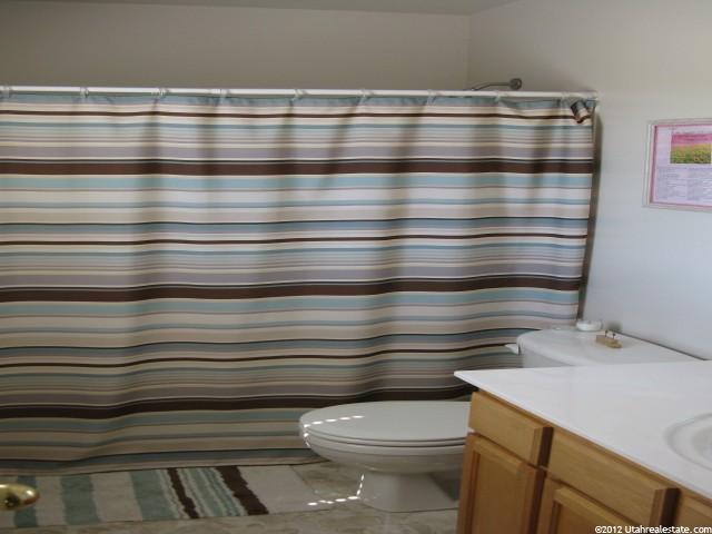 4723 S 4000 W, Roy, UT 84067 — photo 6