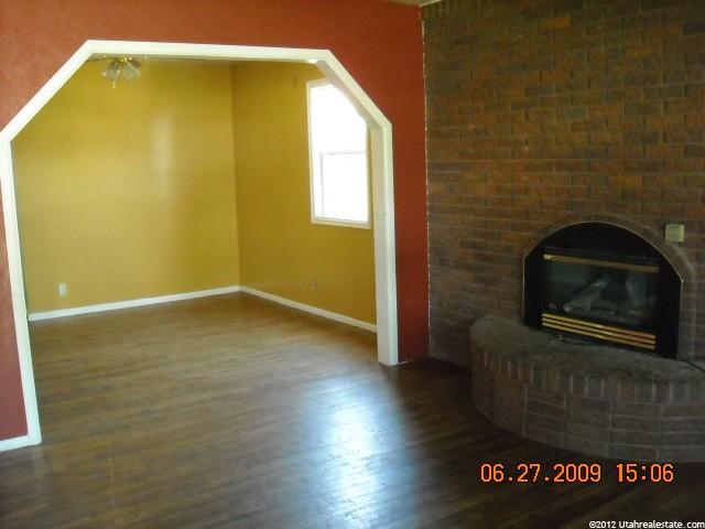364 S 750 E, Clearfield, UT 84015 — photo 2