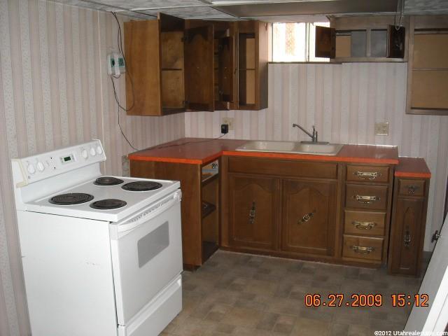 364 S 750 E, Clearfield, UT 84015 — photo 9