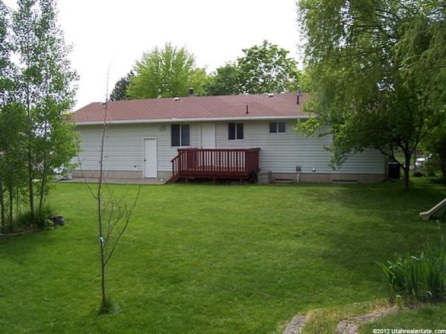 84 E Park Dr, Kaysville, UT 84037 — photo 5