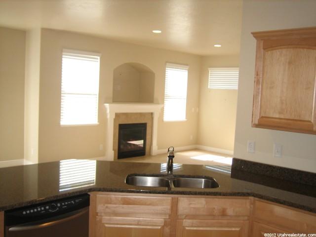 2835 Silverbrook.ct #212, Lehi, UT 84043 — photo 4