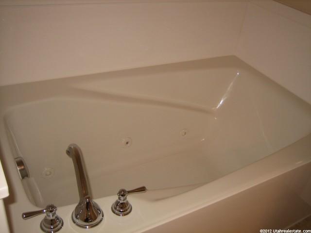 2835 Silverbrook.ct #212, Lehi, UT 84043 — photo 10