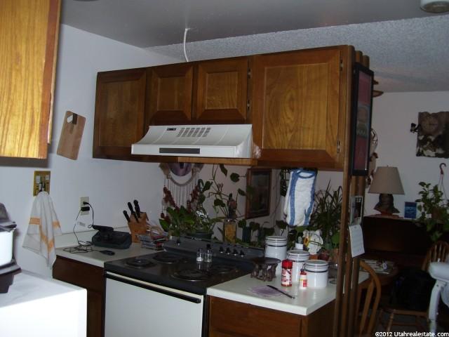 88 W 50 S #P2, Centerville, UT 84014 — photo 11