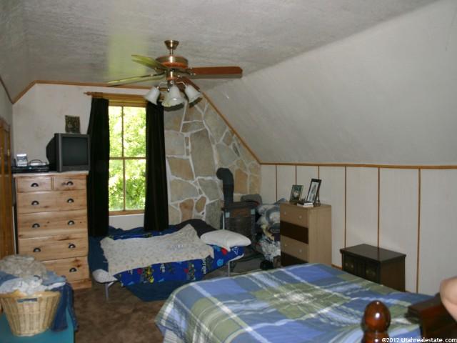 230 N 200 E, Wellsville, UT 84339 — photo 2