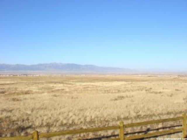 1837 E Hollynd Dr #4, Erda, UT 84074 — photo 2
