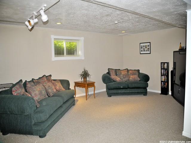 918 E 3250 N, Layton, UT 84040 — photo 8