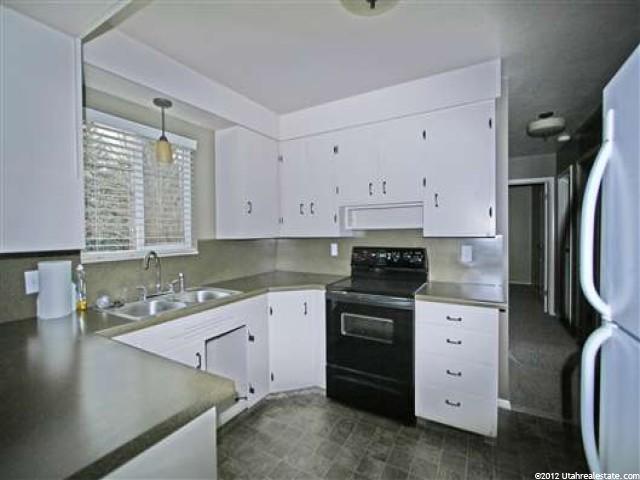 393 S 600 W, Logan, UT 84321 — photo 8