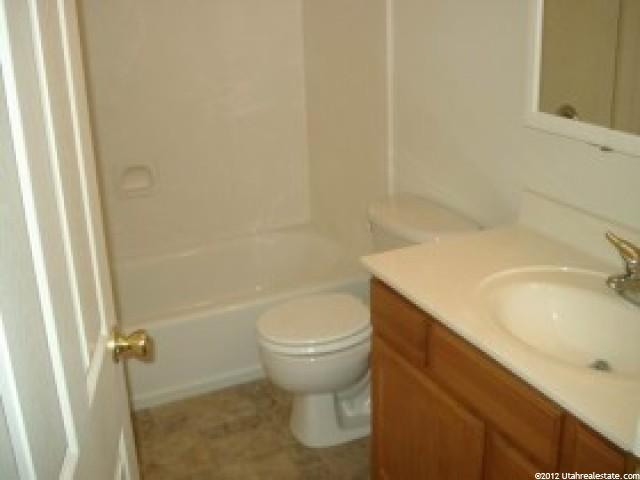 5318 S 2300 W, Roy, UT 84067 — photo 4