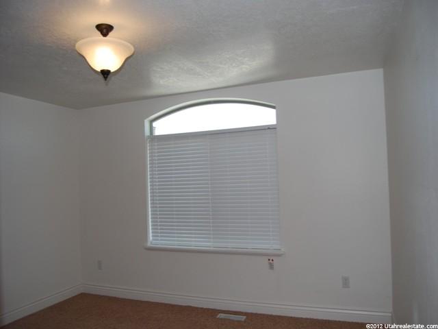 694 N 130 E, Smithfield, UT 84335 — photo 9