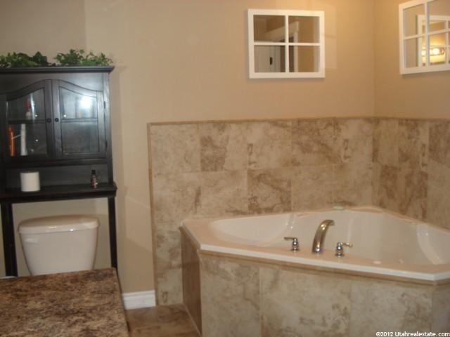 638 W 150 N, Hyrum, UT 84319 — photo 3