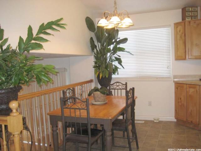 1622 N 2340 W, Clinton, UT 84015 — photo 4