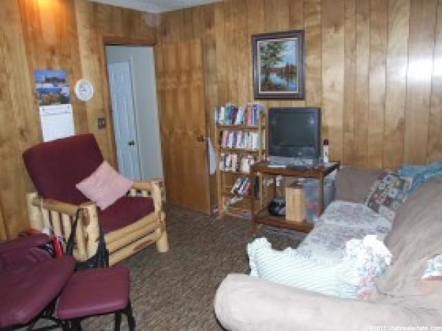 393 W 400 N, Bountiful, UT 84010 — photo 8