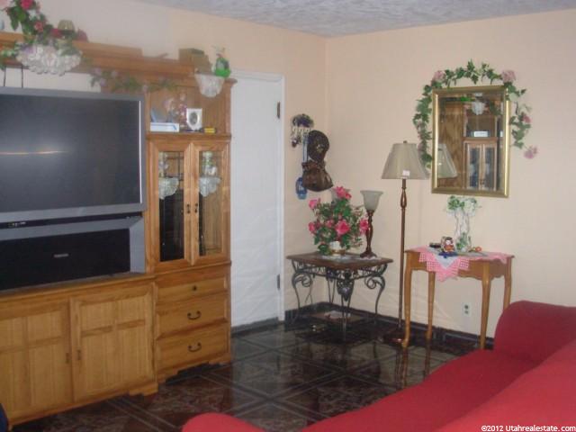 235 N Eccles Ave E, Ogden, UT 84404 — photo 2