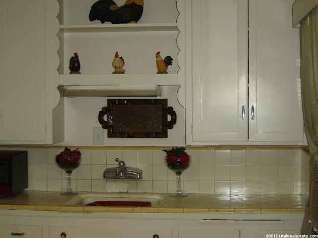 3998 S Raymond Ave E, South Ogden, UT 84403 — photo 3