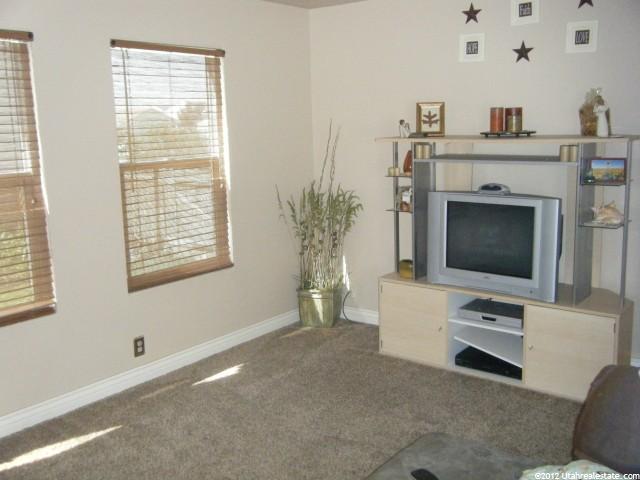 833 S 660 W, Tremonton, UT 84337 — photo 6