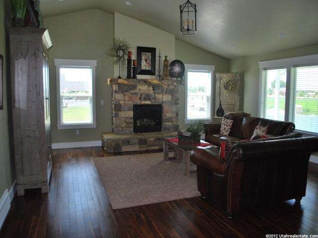 303 N 800 E, Preston, ID 83263 — photo 3