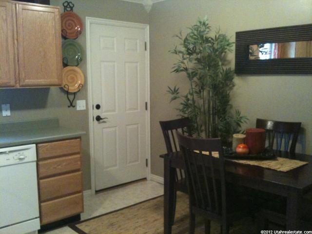 424 E 2050 N, North Ogden, UT 84414 — photo 3