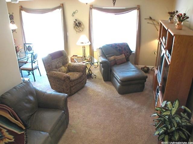 1670 N 450 E, North Ogden, UT 84404 — photo 2