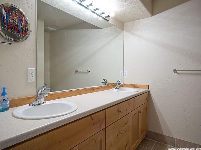 809 E Wrangler Ct, Grantsville, UT 84029 — photo 10