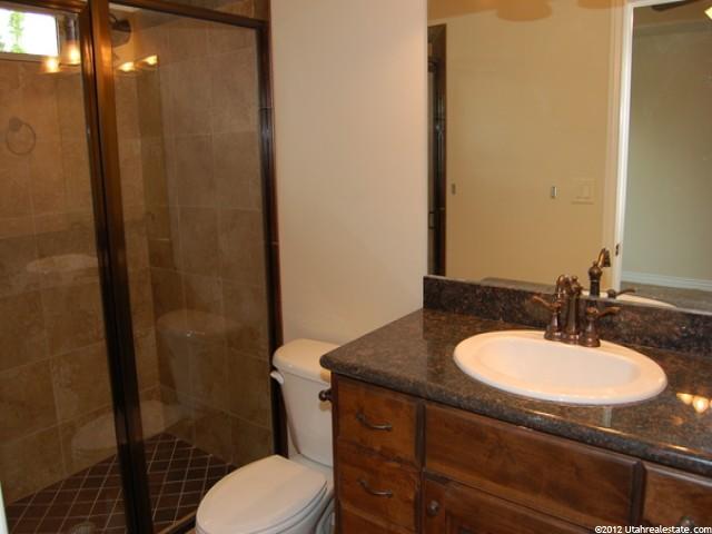 52 Whitaker Cir, Kaysville, UT 84037 — photo 2