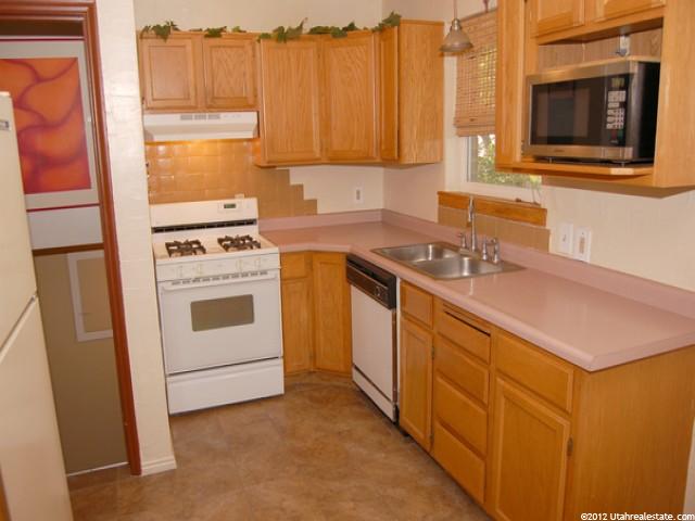 1657 Swan St, Ogden, UT 84401 — photo 2