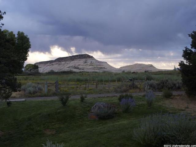 515 Boulder Pines Rd, Boulder, UT 84716 — photo 4